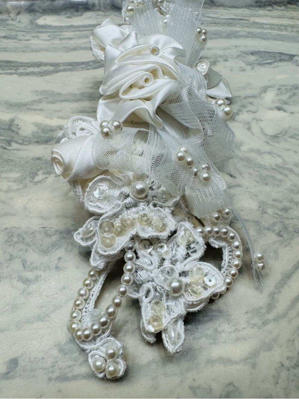 Vintage 90s Bridal Barrette Ivory Lace Pearl Satin Hair Clip Romantic 90s Style - Picture 12 of 14